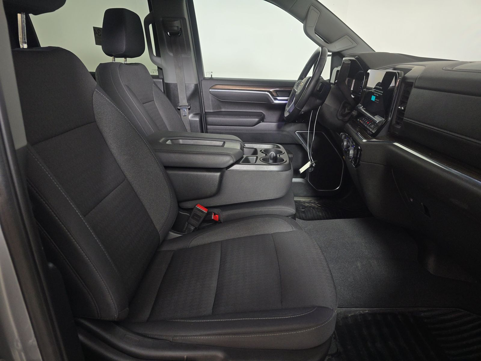 2025 Chevrolet Silverado 1500 LT AWD