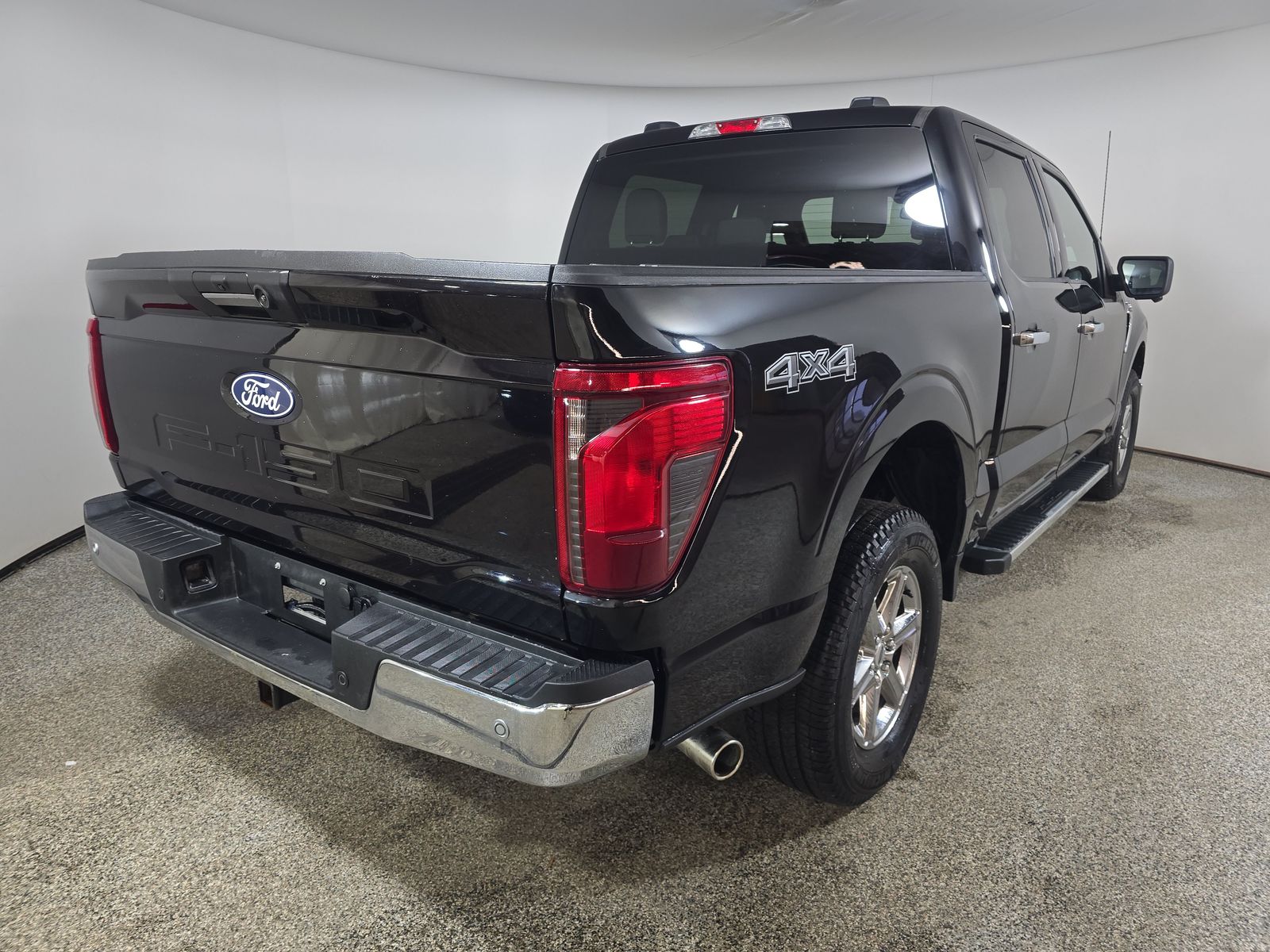 2024 Ford F-150 XLT AWD