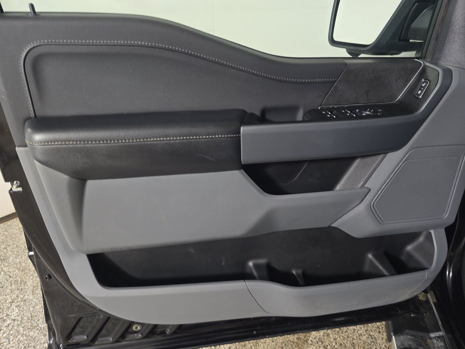 2024 Ford F-150 XLT AWD