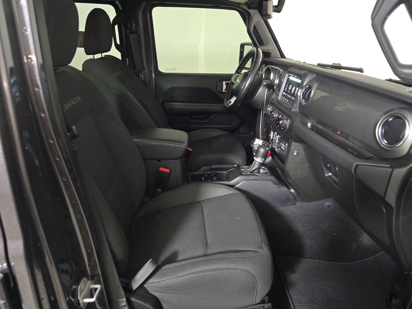 2021 Jeep Wrangler Unlimited Sahara AWD