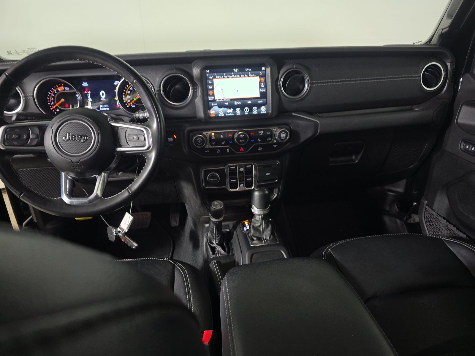 2022 Jeep Wrangler Unlimited Sahara AWD