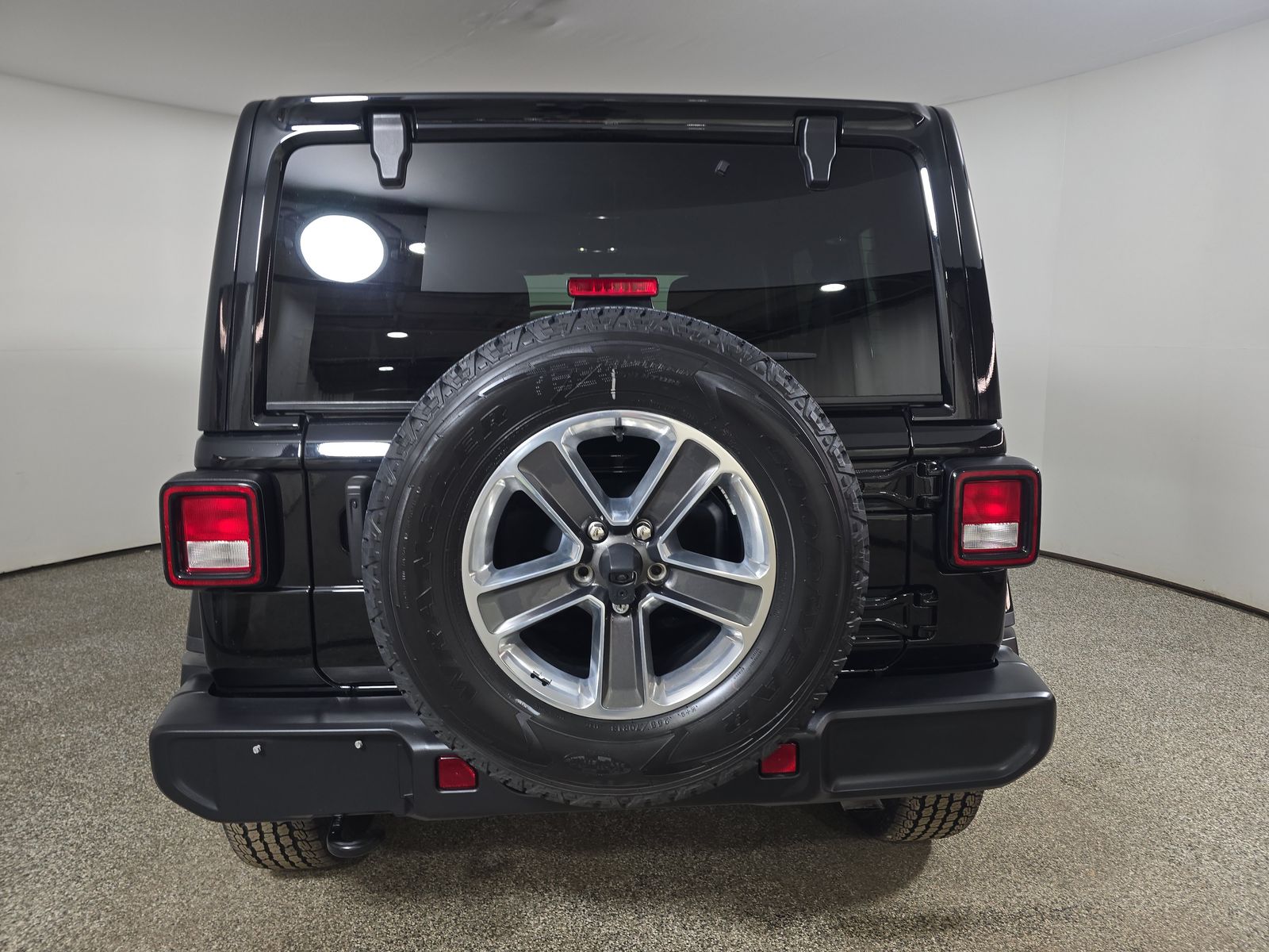 2022 Jeep Wrangler Unlimited Sahara AWD