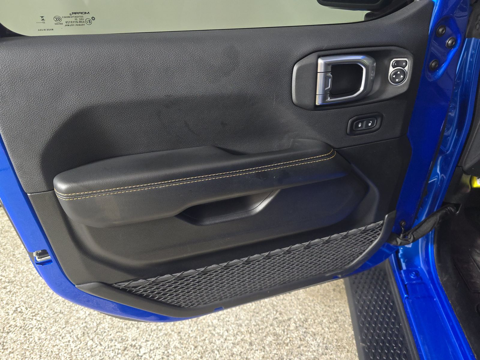 2024 Jeep Wrangler Sahara AWD