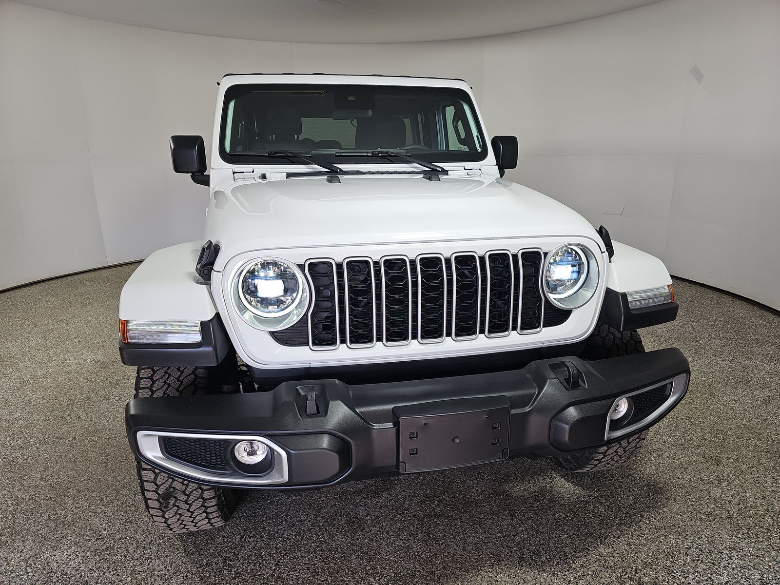 2024 Jeep Wrangler Sahara AWD