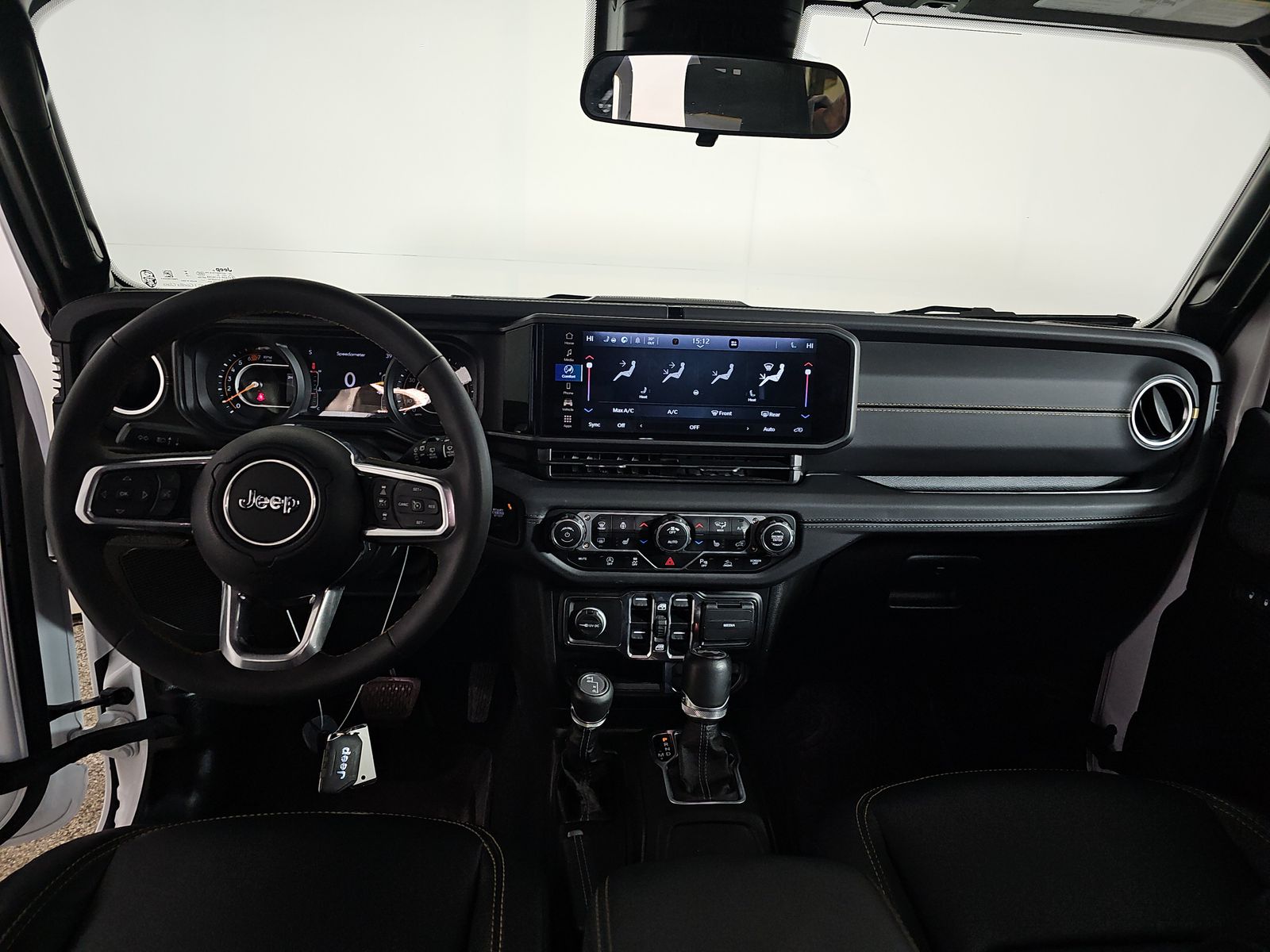 2024 Jeep Wrangler Sahara AWD