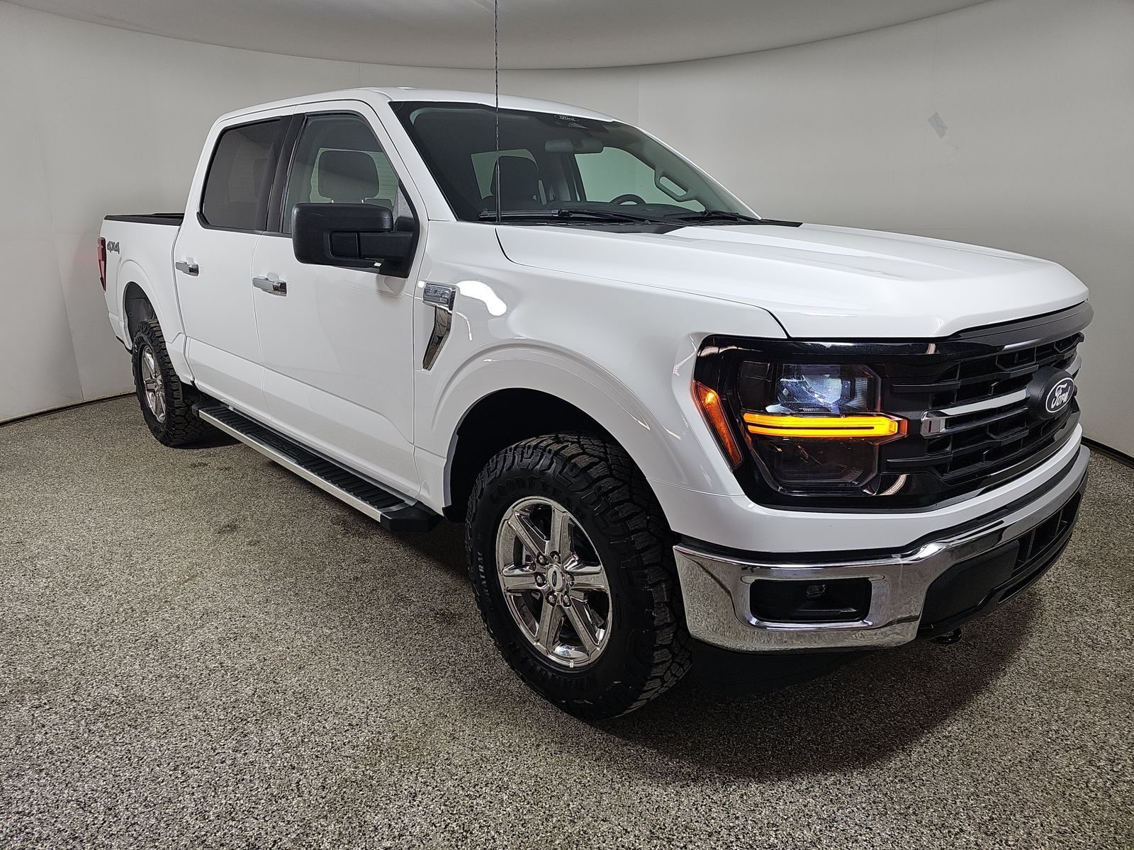 2025 Ford F-150 XLT AWD