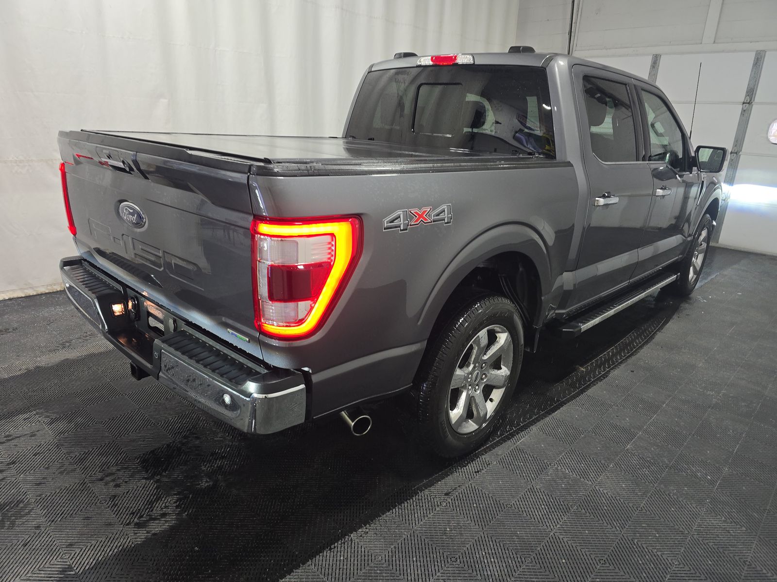 2023 Ford F-150 Lariat AWD