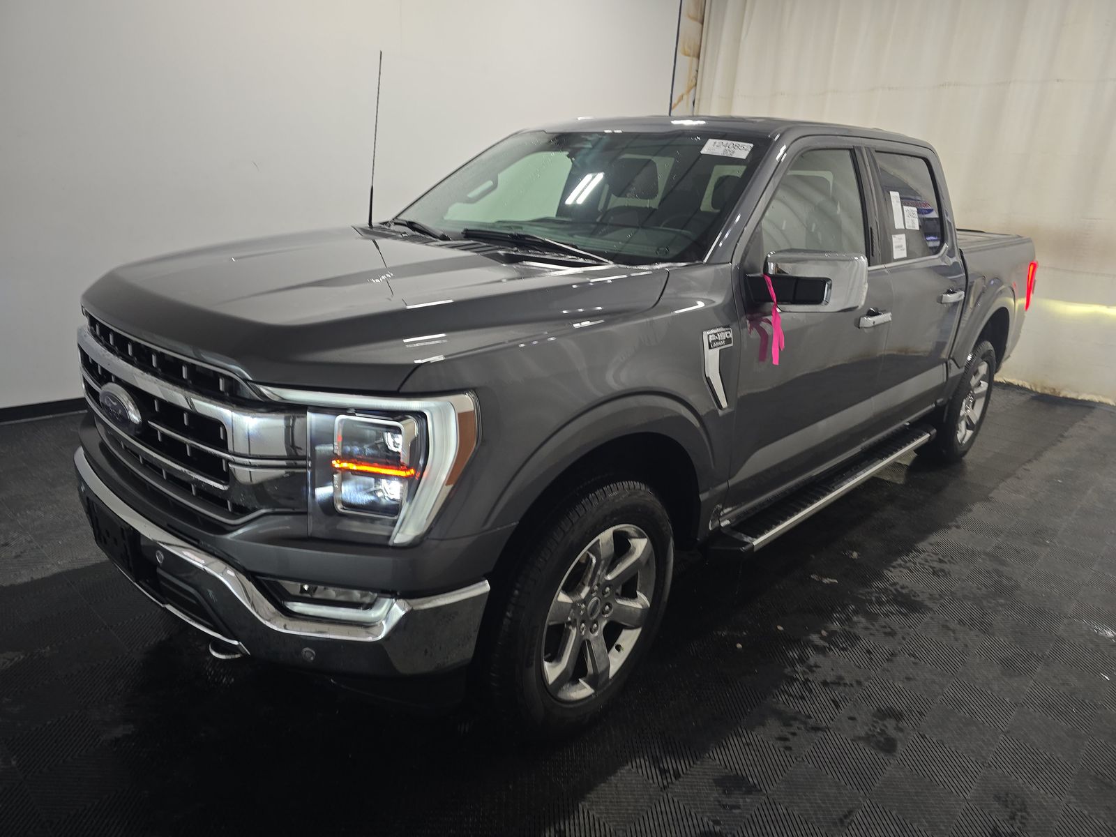 2023 Ford F-150 Lariat AWD