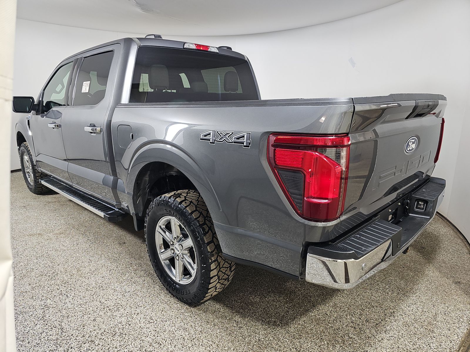 2025 Ford F-150 XLT AWD