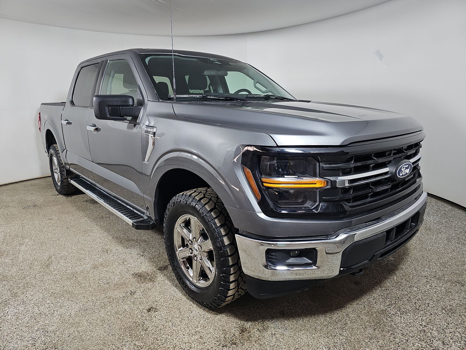 2025 Ford F-150 XLT AWD