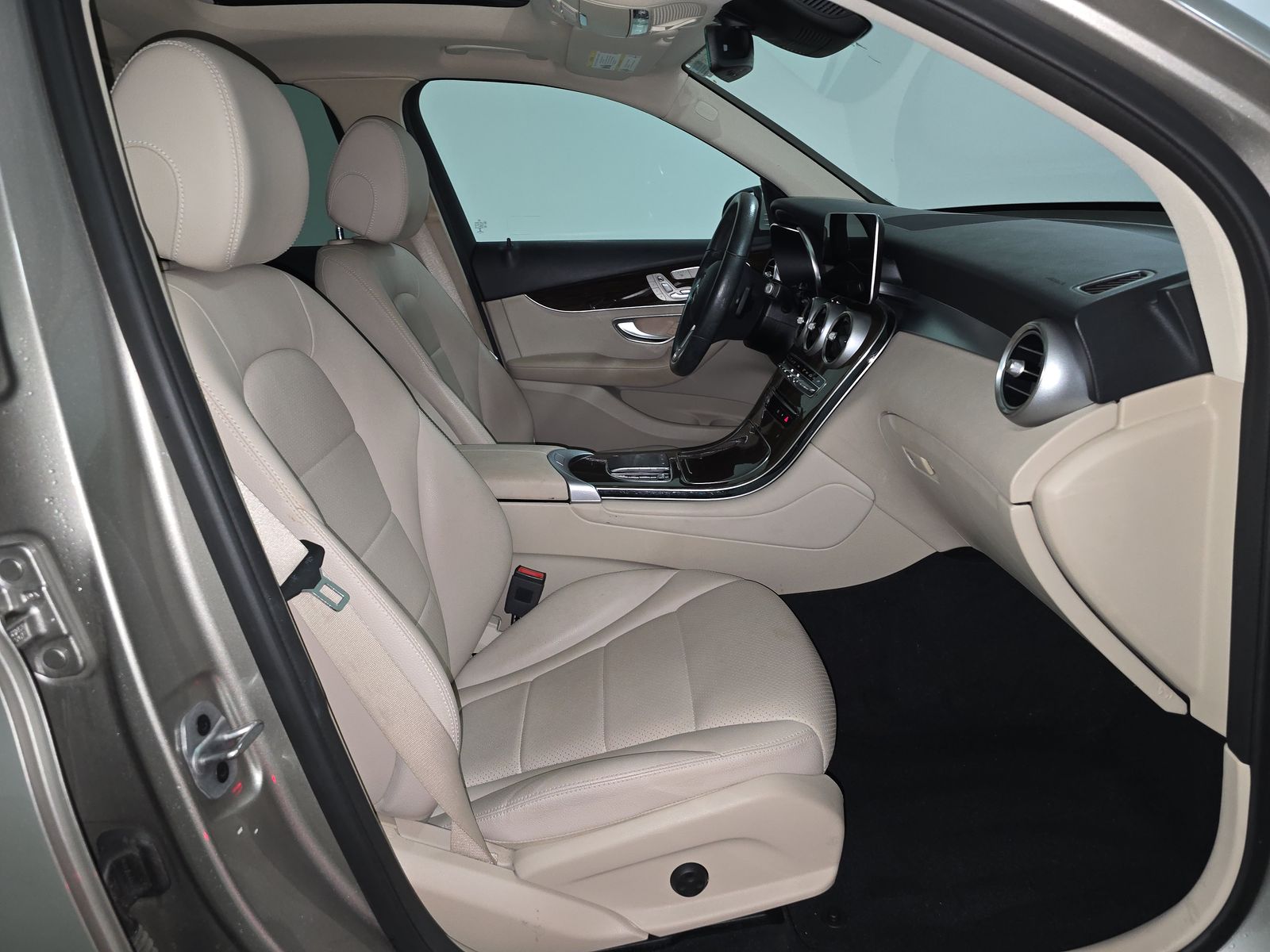 2022 Mercedes-Benz GLC GLC 300 RWD