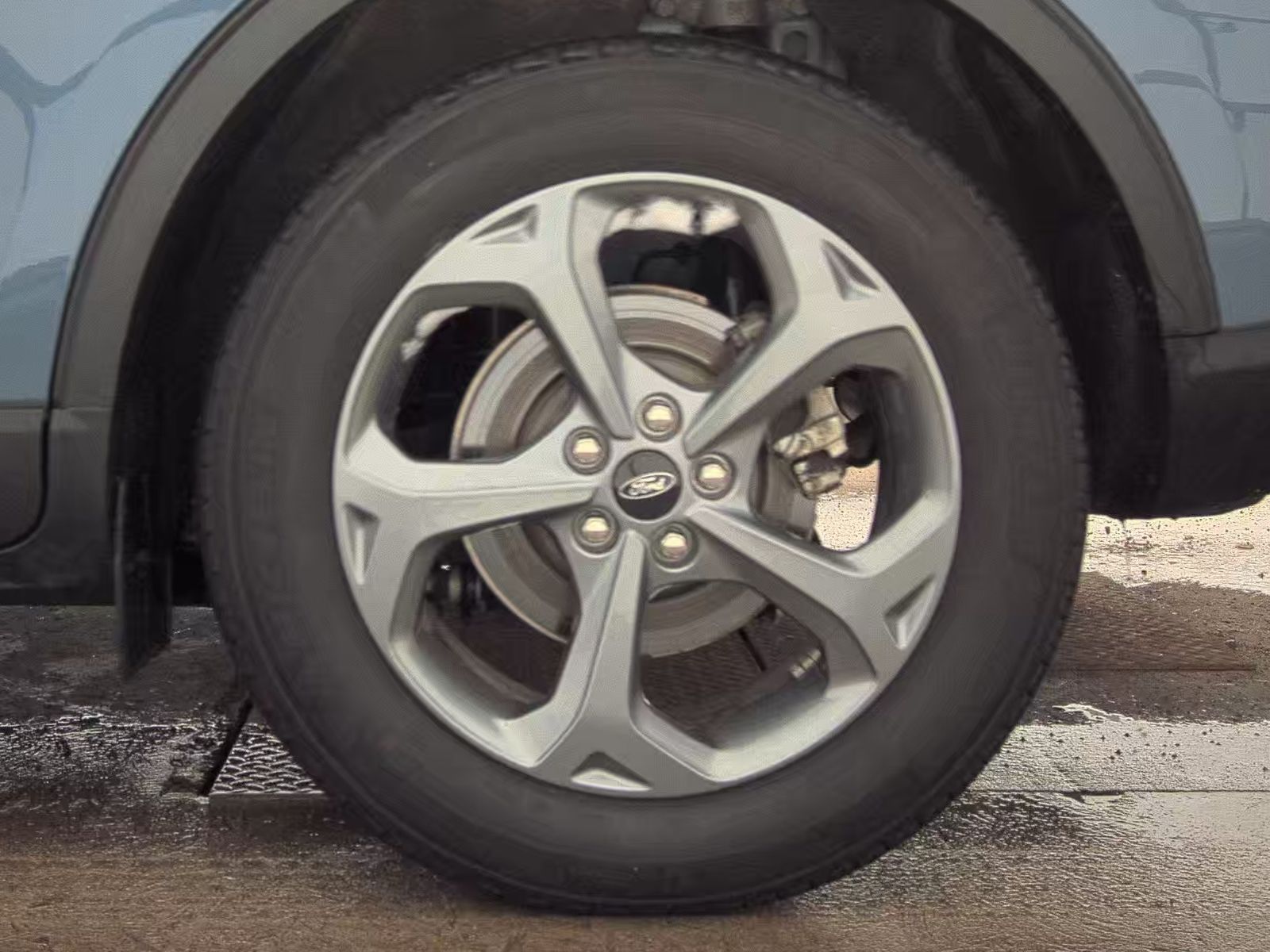 2025 Ford Escape Hybrid ST-Line Elite AWD