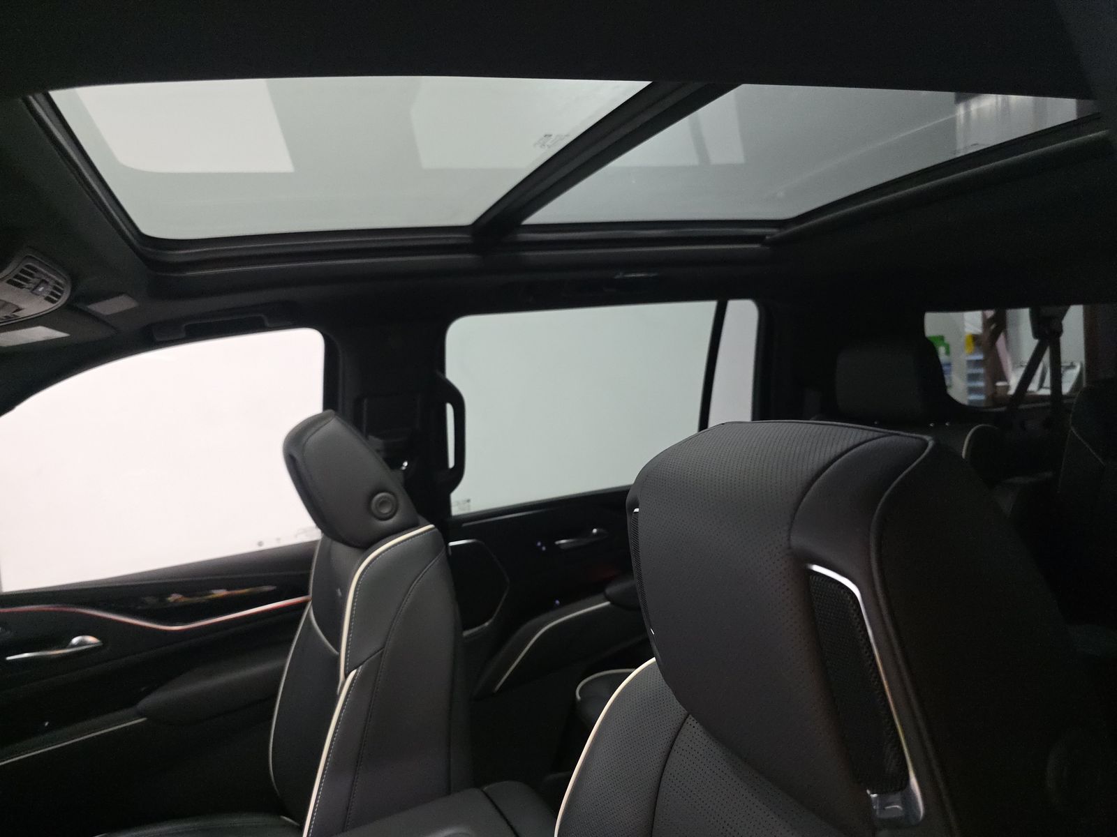 2022 Cadillac Escalade ESV Sport AWD