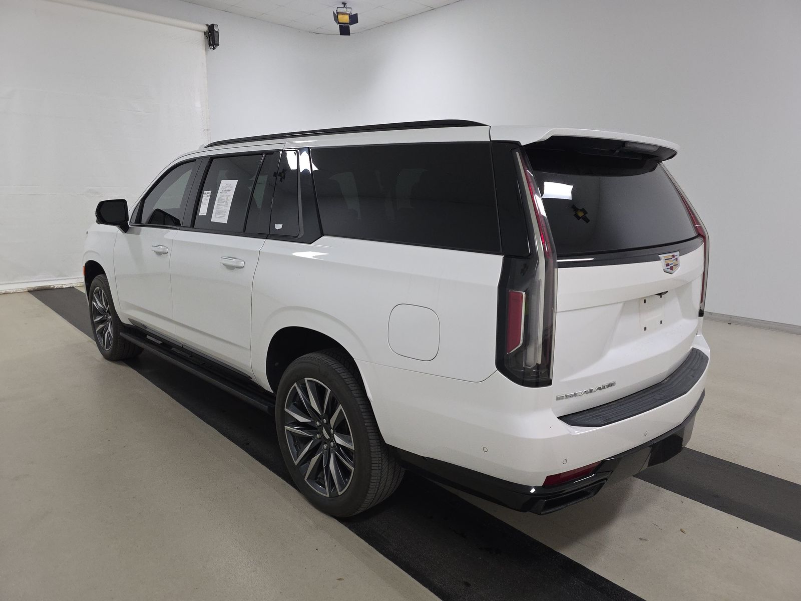 2022 Cadillac Escalade ESV Sport AWD