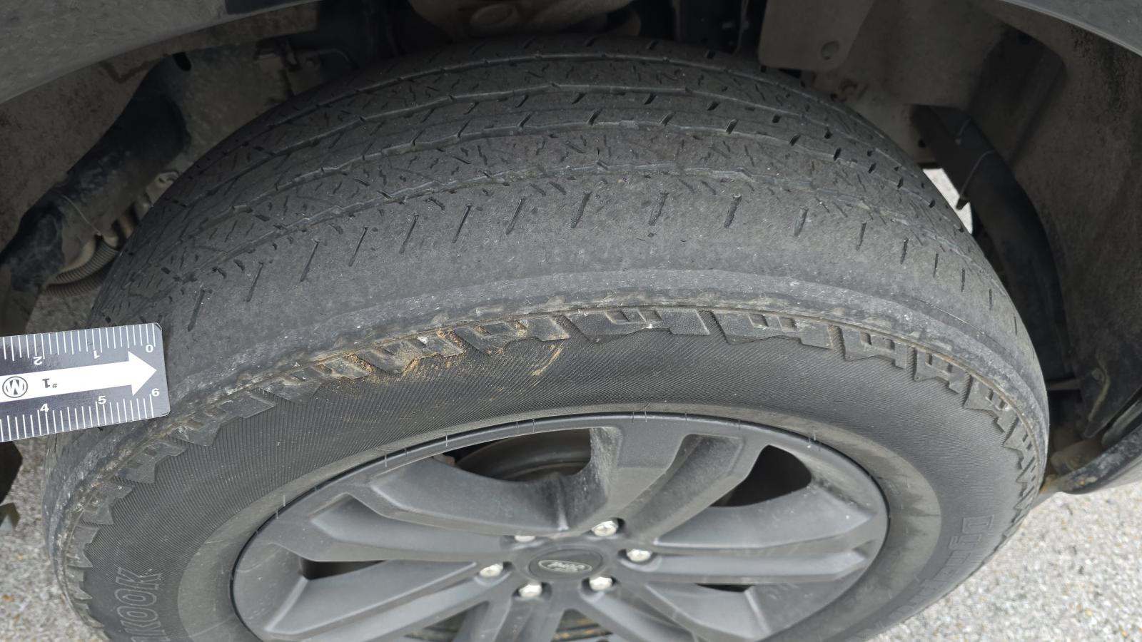 2023 Ford F-150 Hybrid Lariat AWD