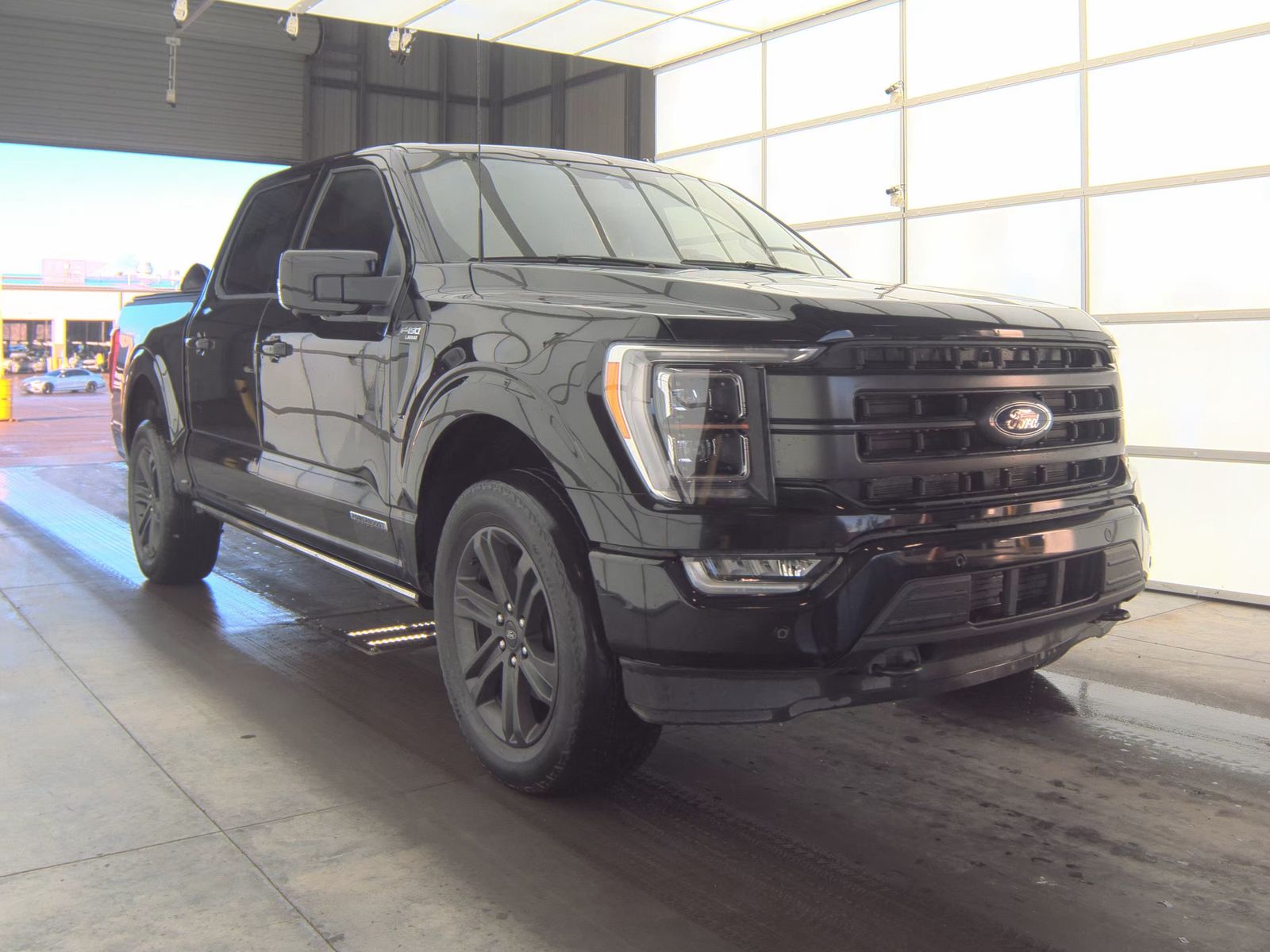 2023 Ford F-150 Hybrid Lariat AWD