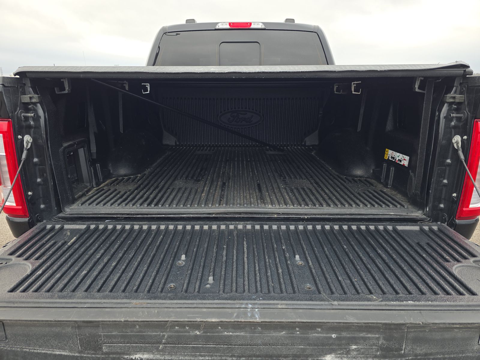 2023 Ford F-150 Hybrid Lariat AWD