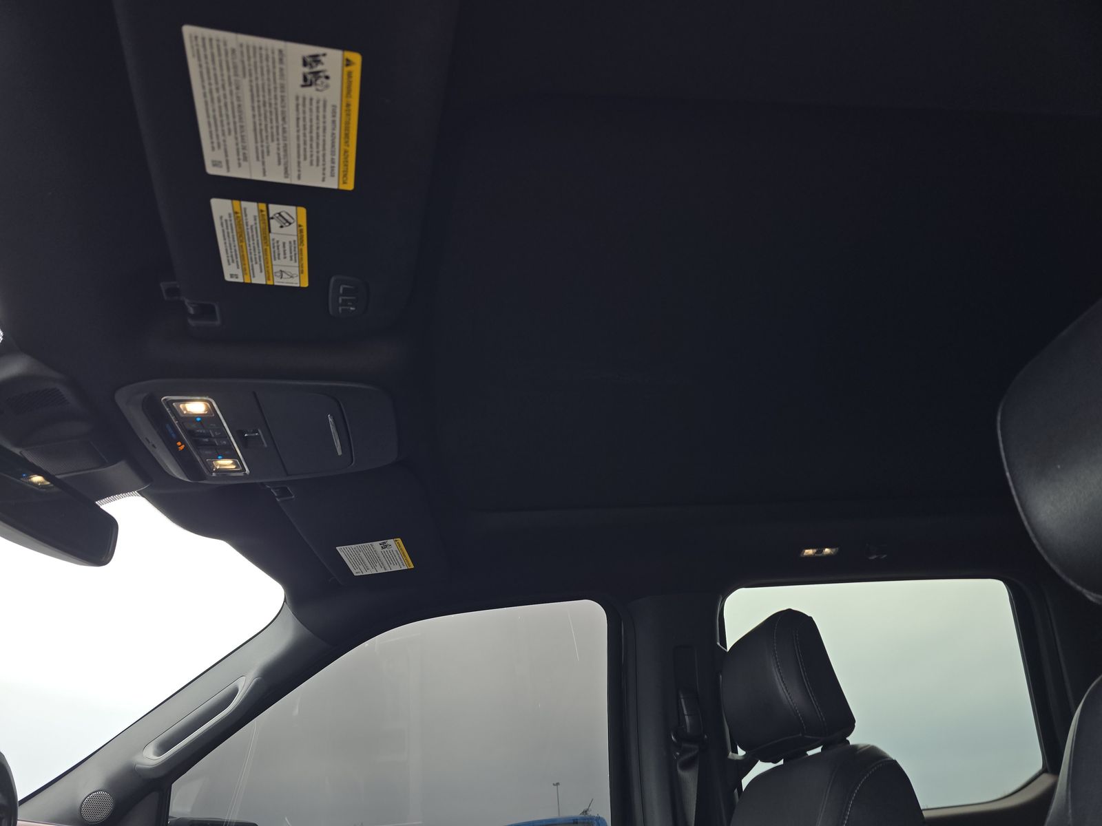 2023 Ford F-150 Hybrid Lariat AWD