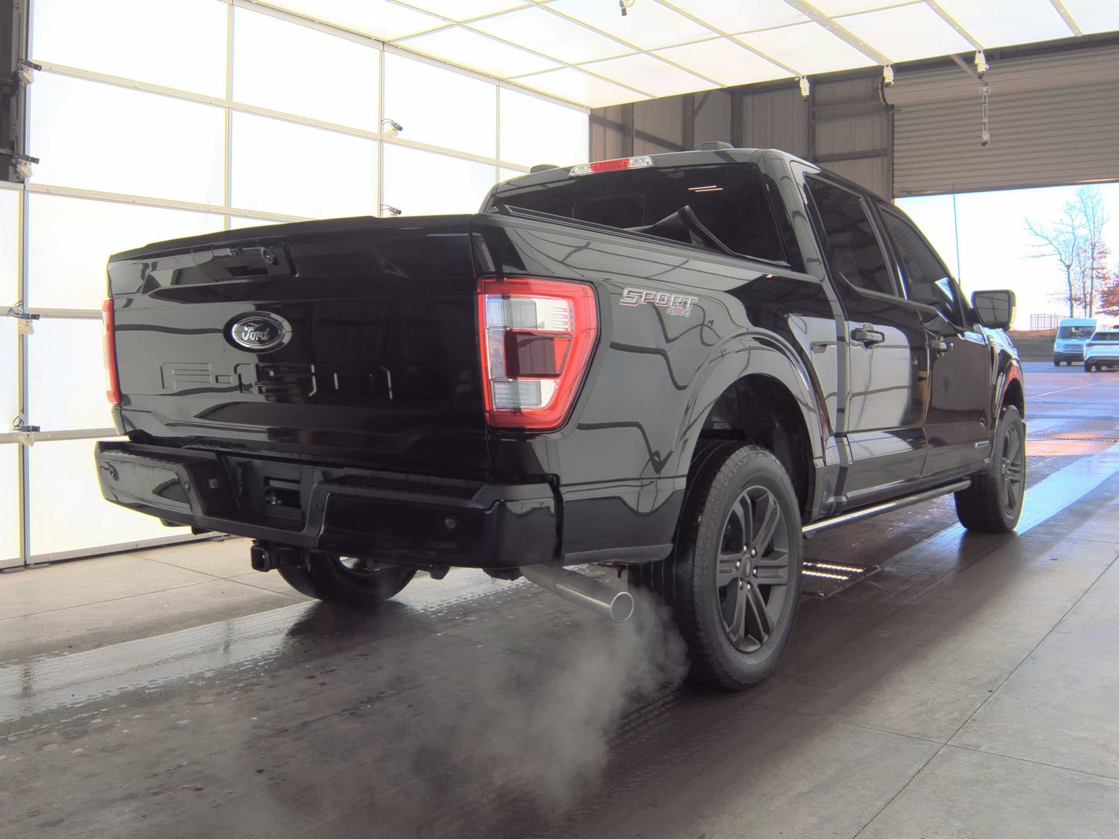 2023 Ford F-150 Hybrid Lariat AWD
