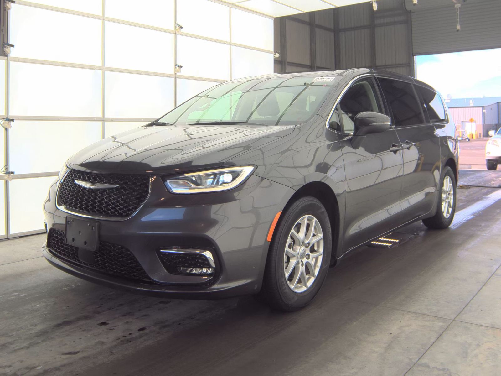 2023 Chrysler Pacifica Touring L FWD