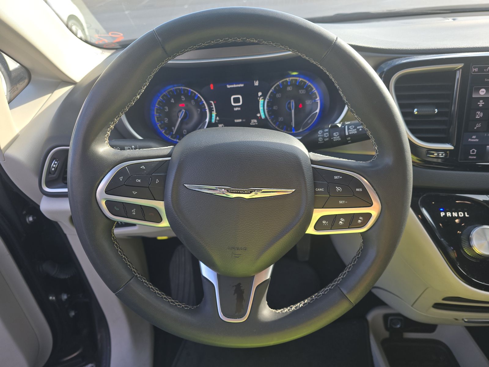 2023 Chrysler Pacifica Touring L FWD