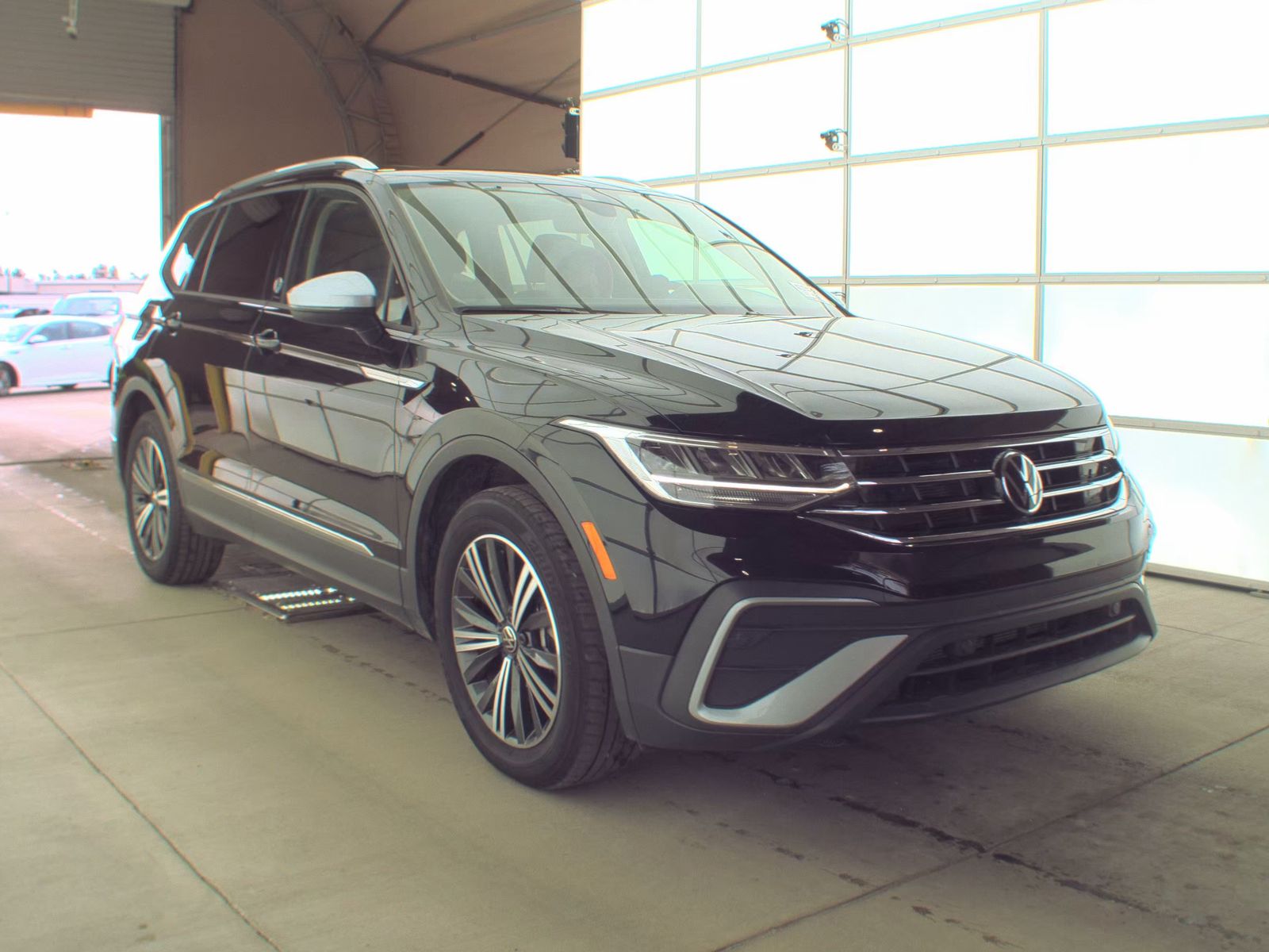 2024 Volkswagen Tiguan 2.0T Wolfsburg Edition FWD