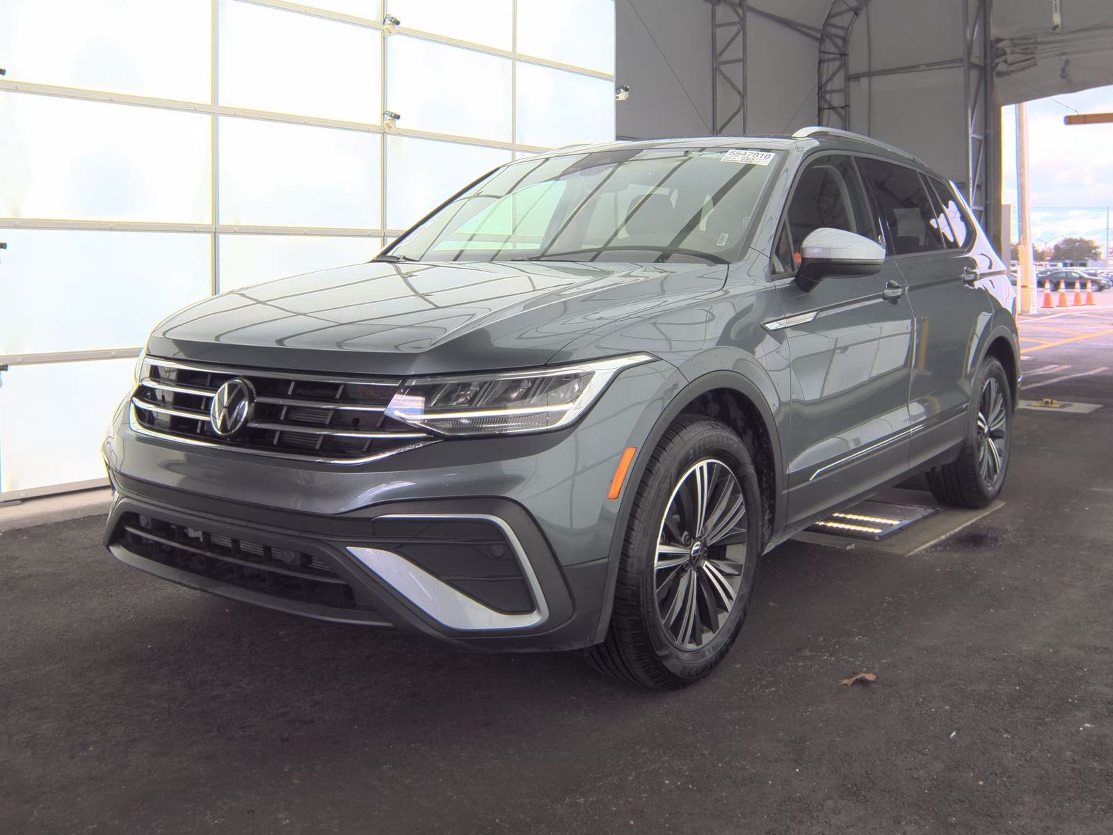 2024 Volkswagen Tiguan 2.0T Wolfsburg Edition FWD