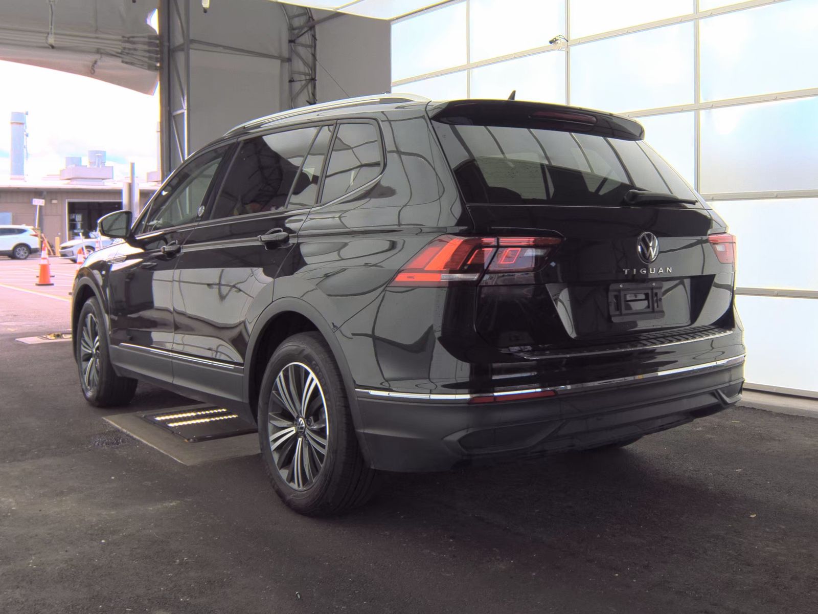 2024 Volkswagen Tiguan 2.0T Wolfsburg Edition FWD