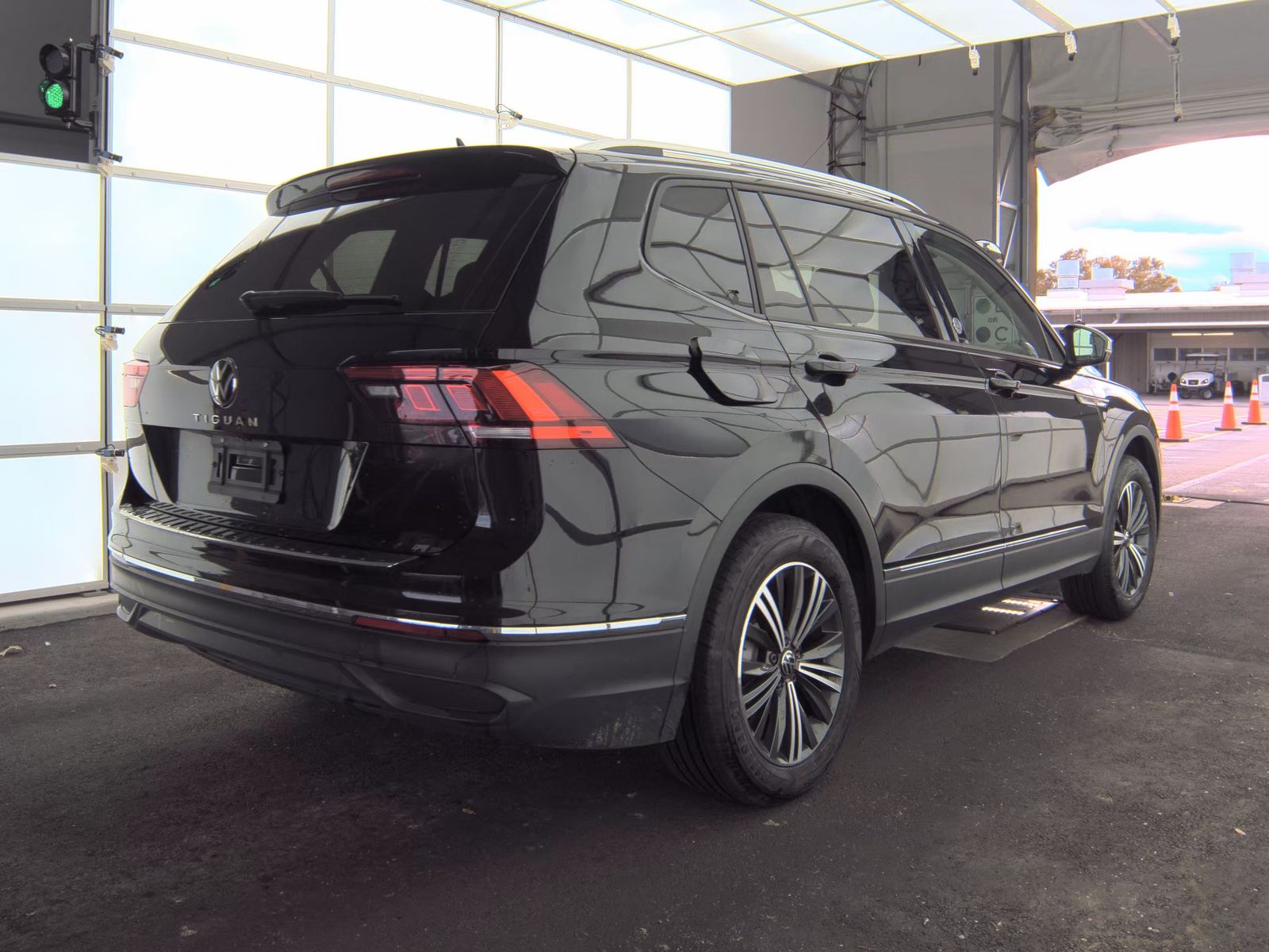 2024 Volkswagen Tiguan 2.0T Wolfsburg Edition FWD