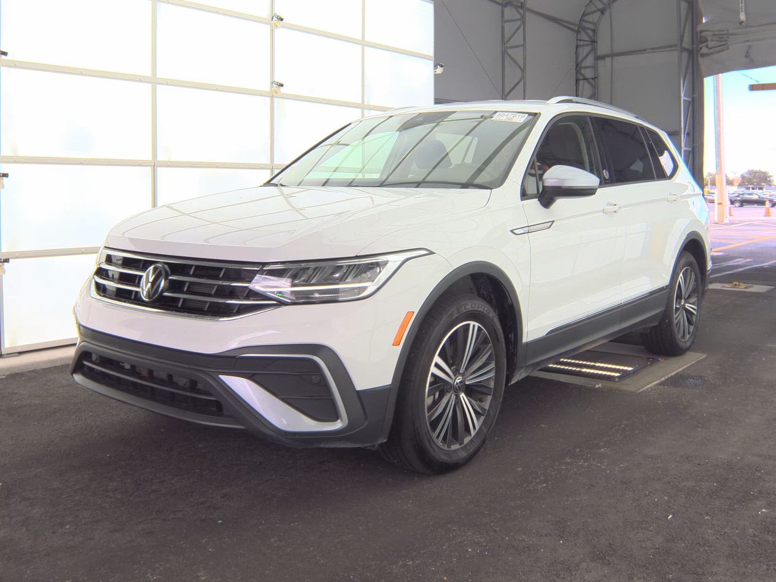 2024 Volkswagen Tiguan 2.0T Wolfsburg Edition FWD