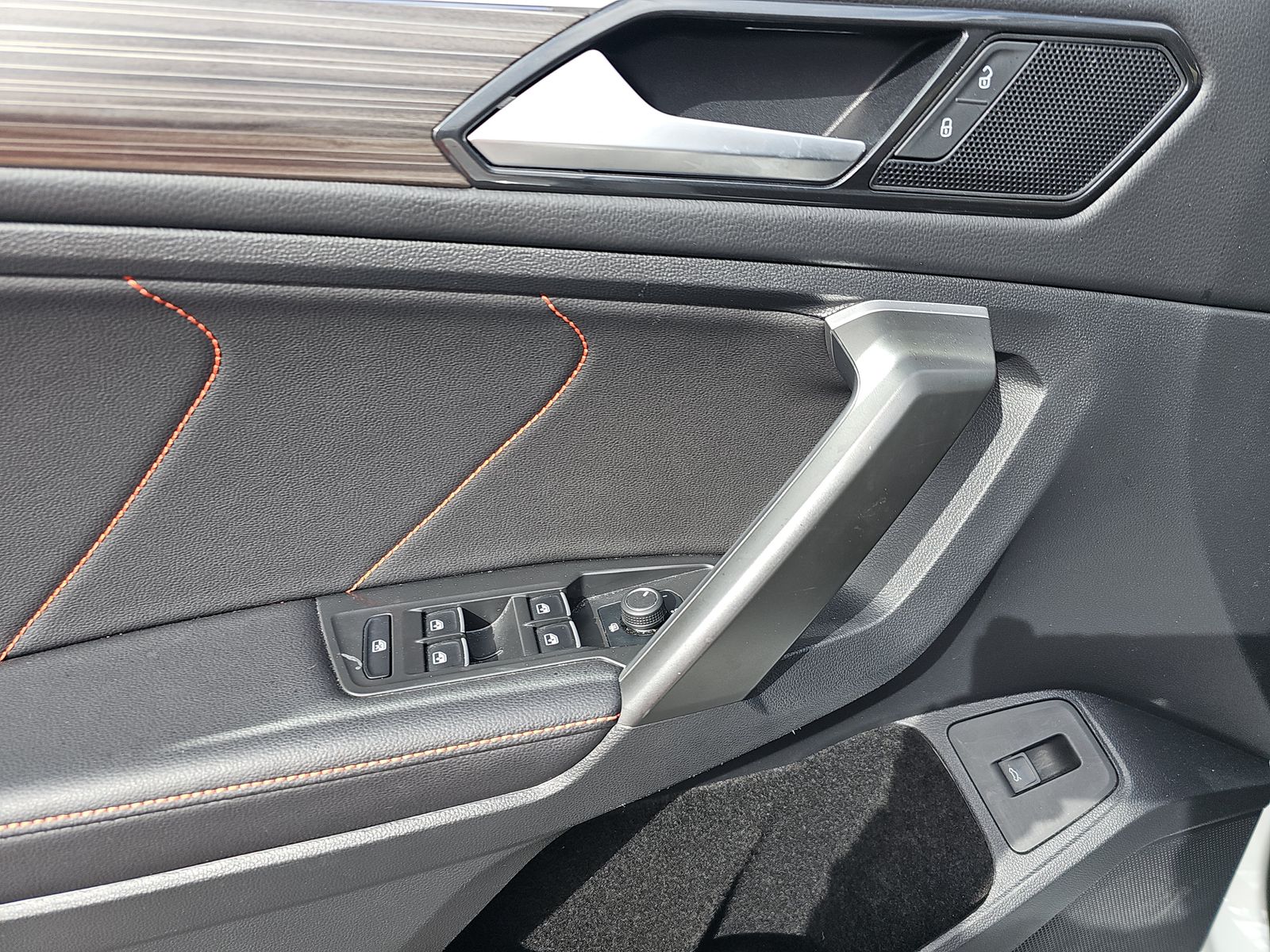 2024 Volkswagen Tiguan 2.0T Wolfsburg Edition FWD