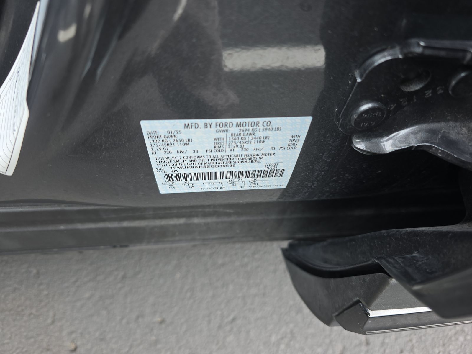 2025 Ford Explorer ST-Line AWD