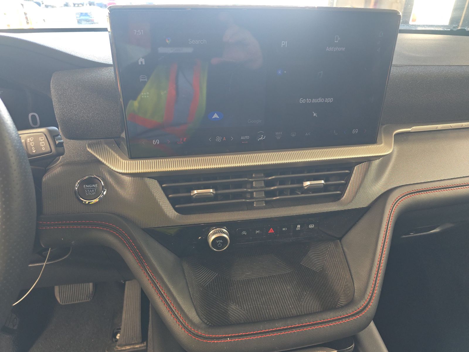 2025 Ford Explorer ST-Line AWD