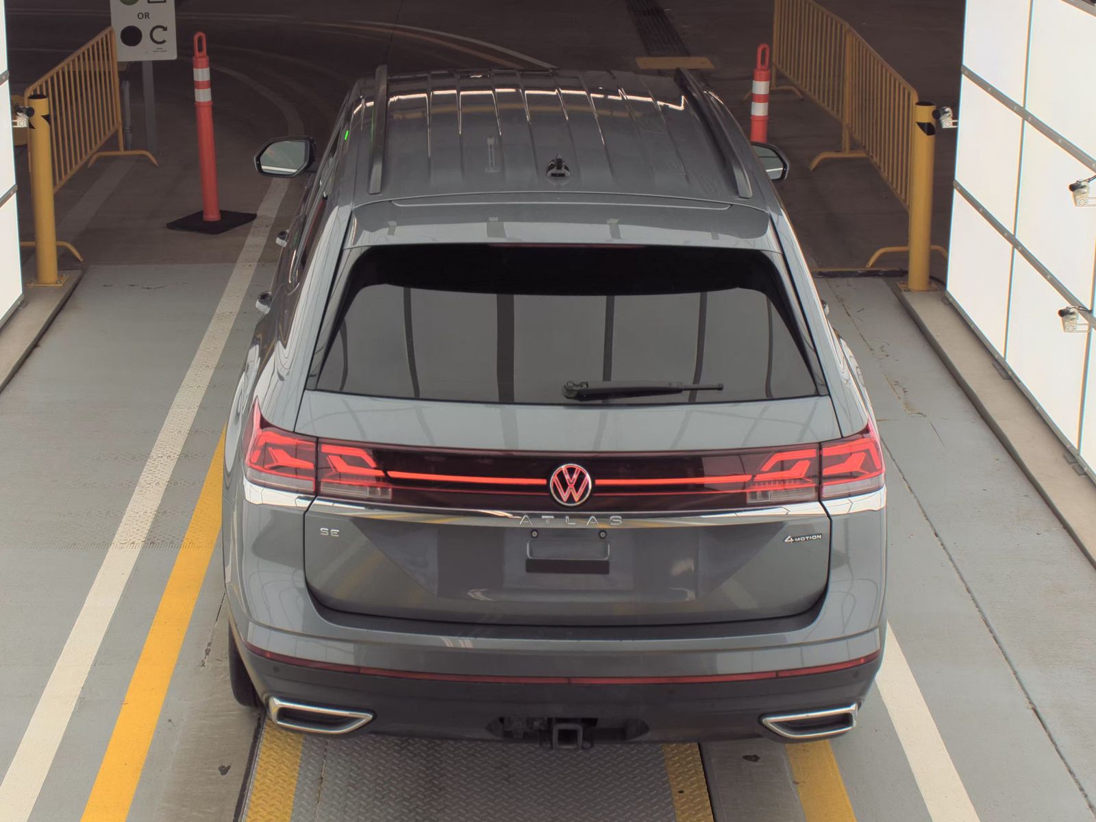 2025 Volkswagen Atlas 2.0T SE AWD