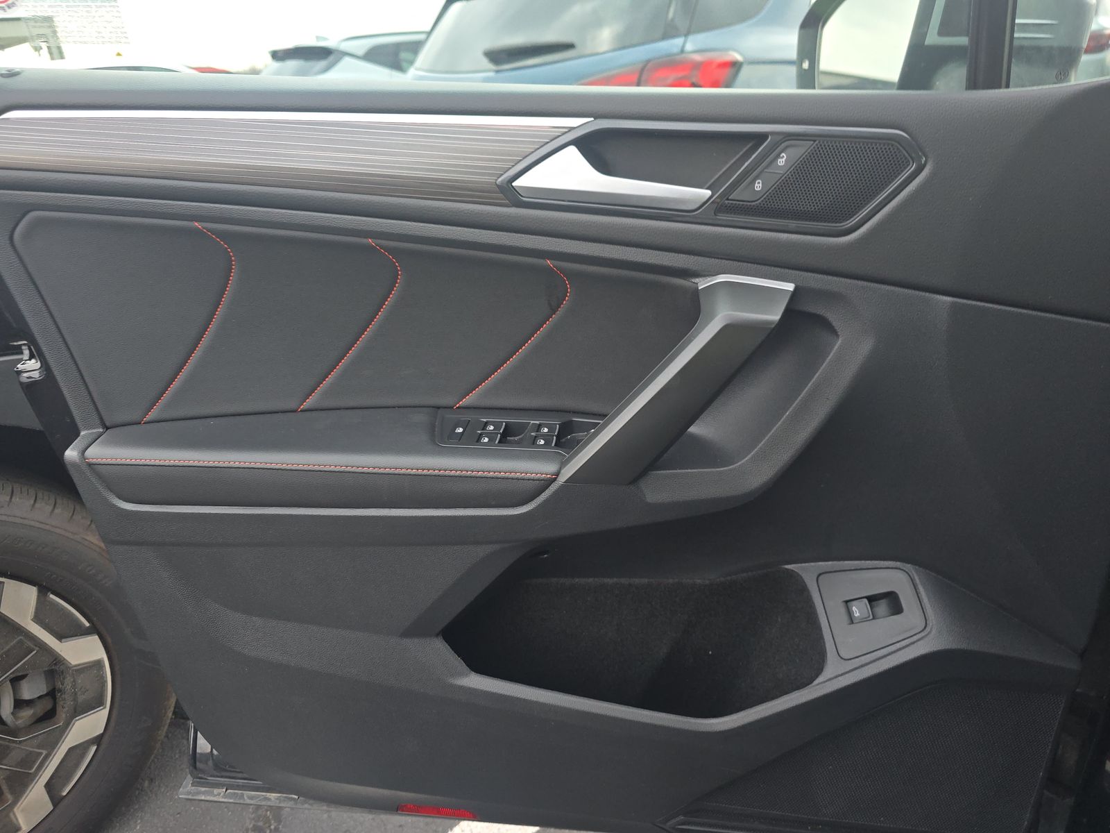 2024 Volkswagen Tiguan 2.0T Wolfsburg Edition FWD