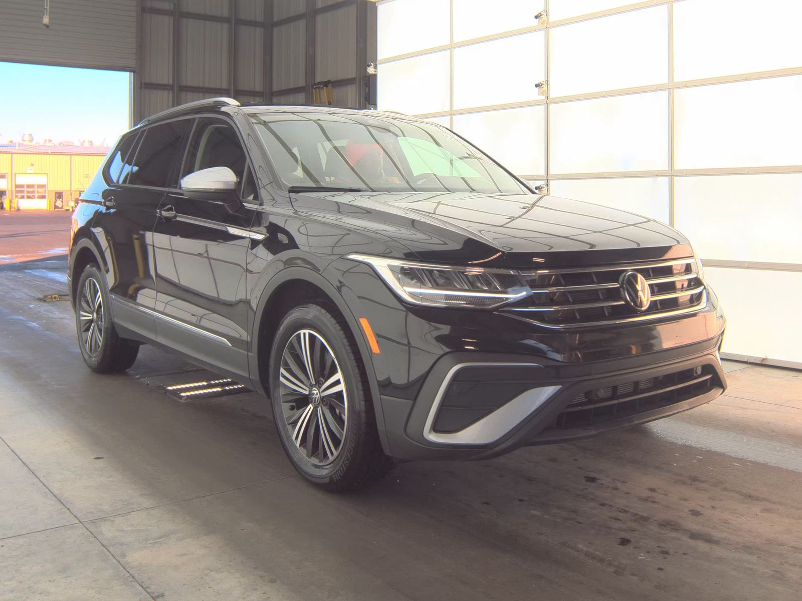 2024 Volkswagen Tiguan 2.0T Wolfsburg Edition FWD