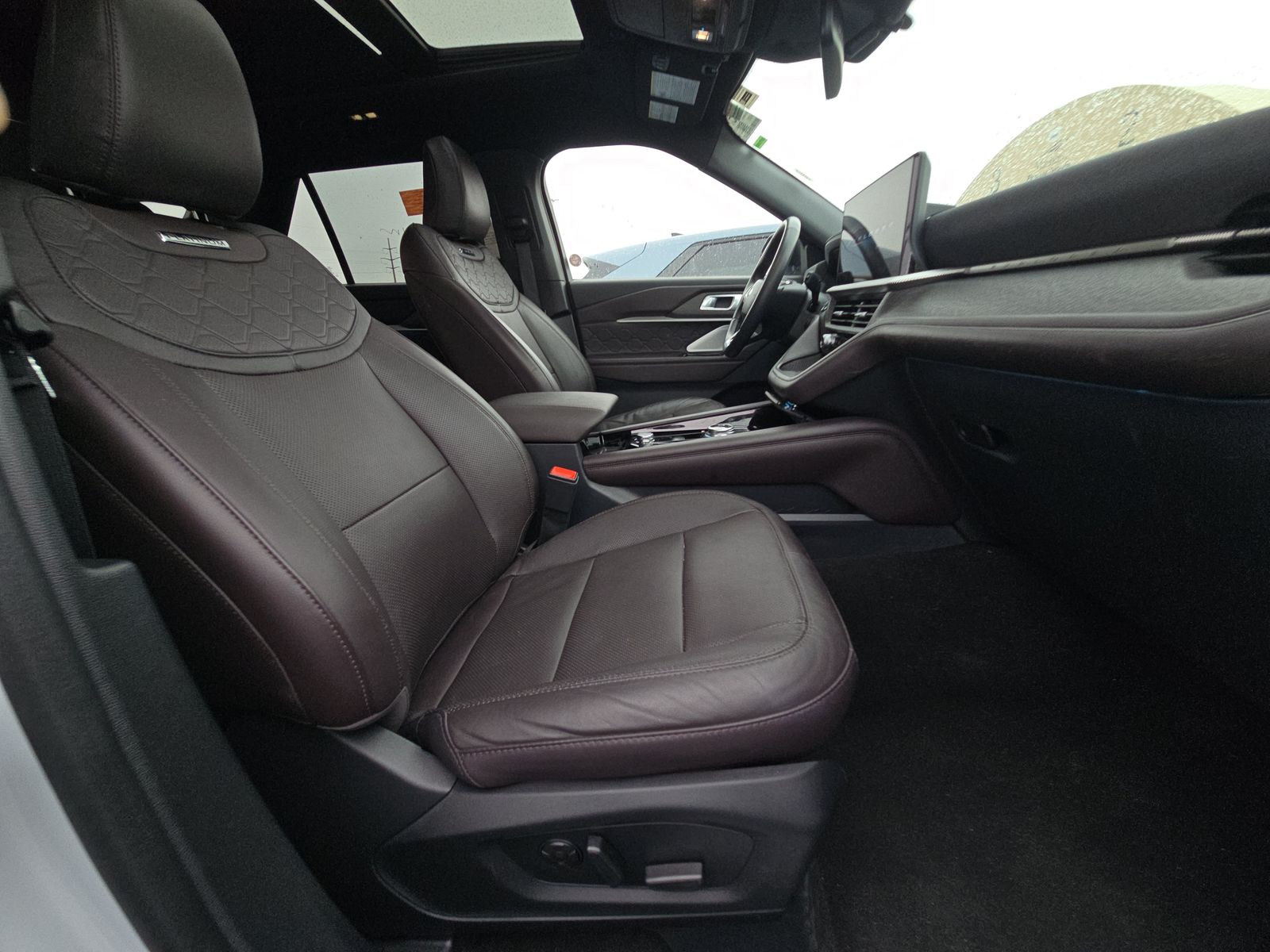 2025 Ford Explorer Platinum AWD