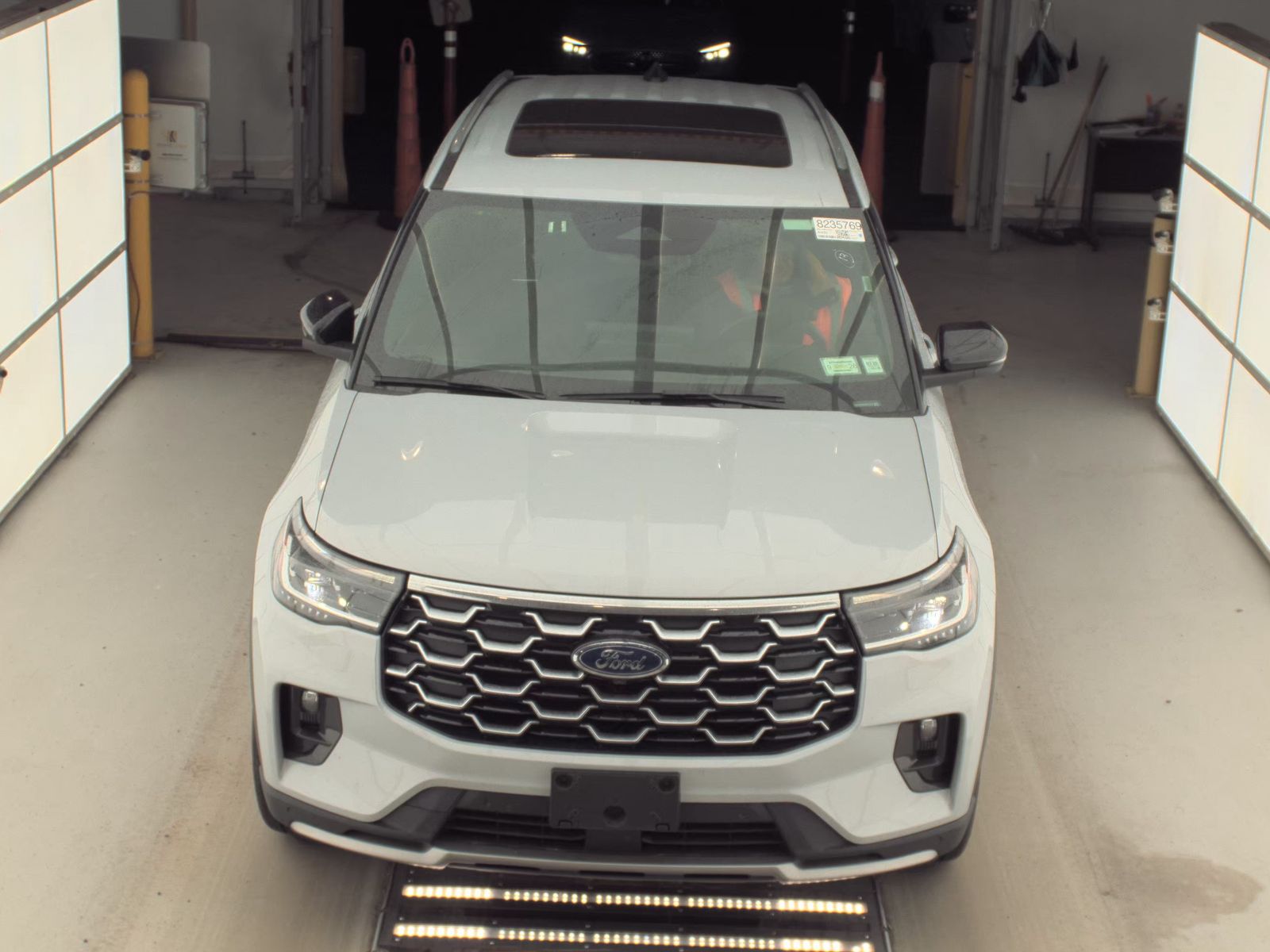 2025 Ford Explorer Platinum AWD