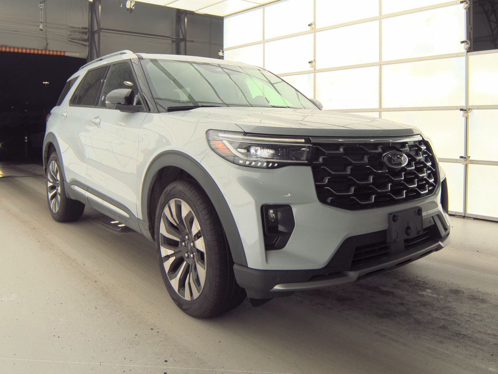 2025 Ford Explorer Platinum AWD