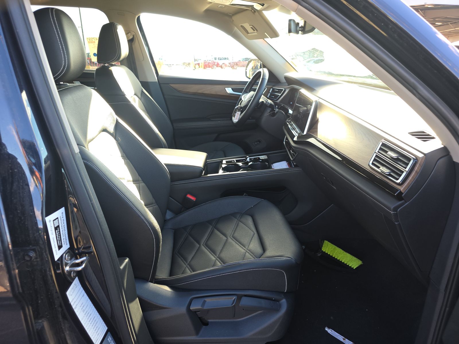 2025 Volkswagen Atlas 2.0T SE AWD