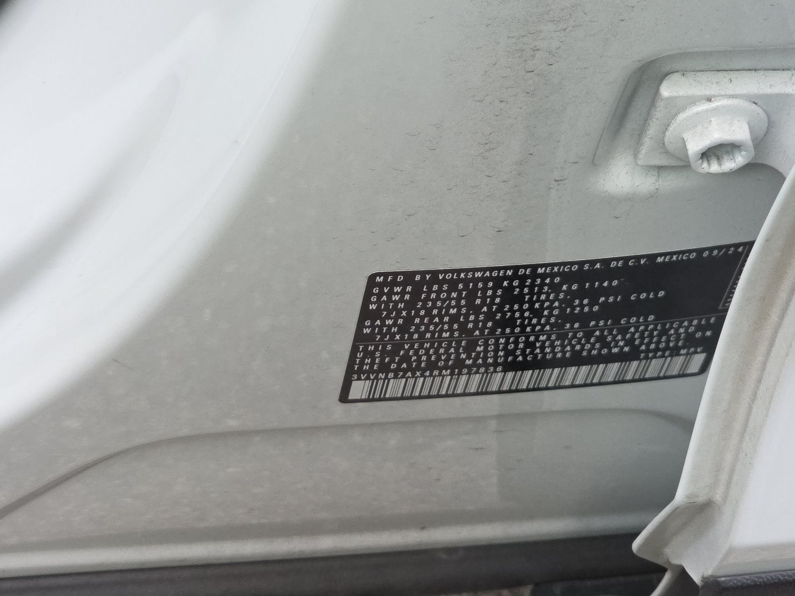 2024 Volkswagen Tiguan 2.0T SE FWD