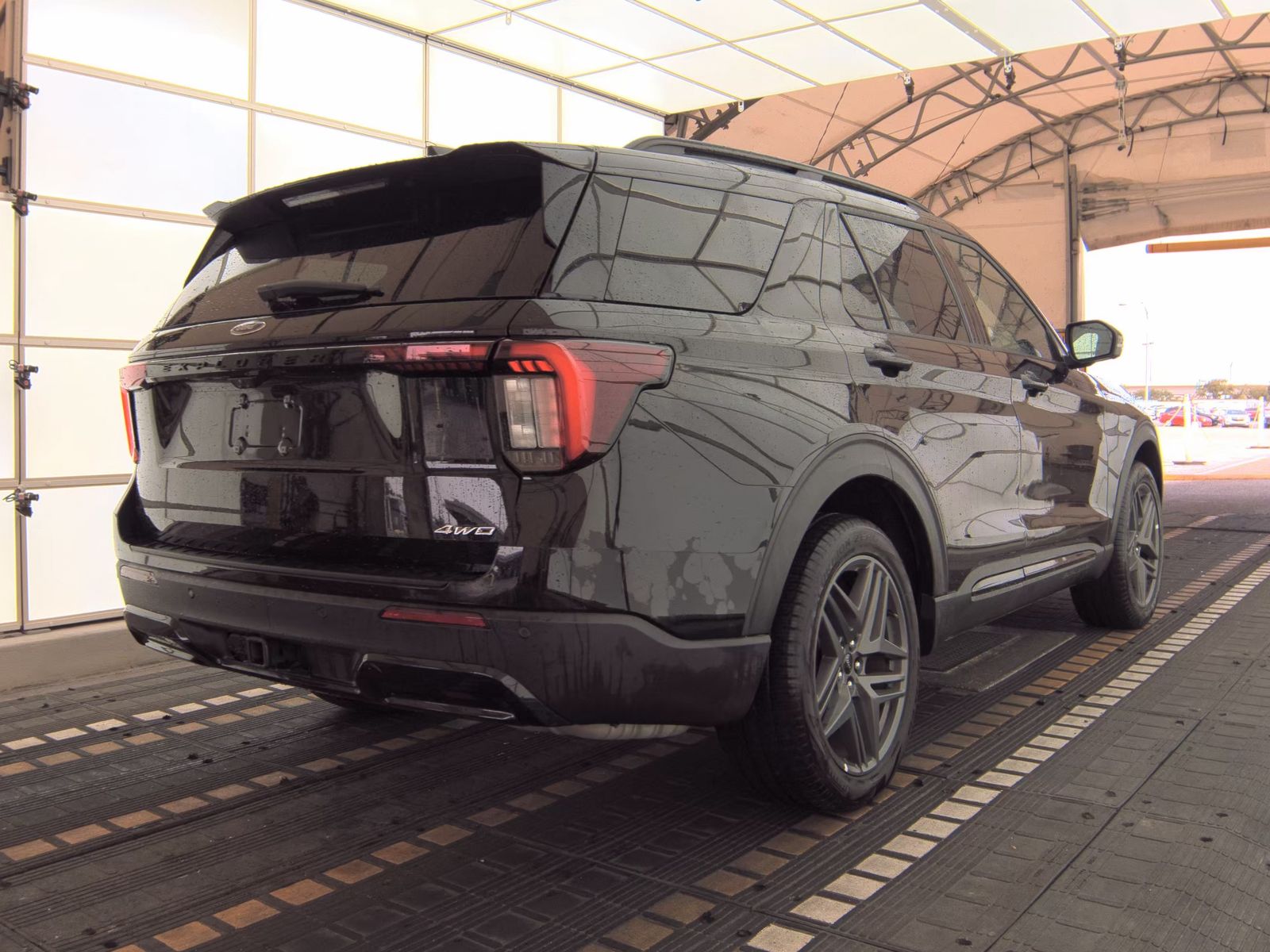 2025 Ford Explorer ST-Line AWD