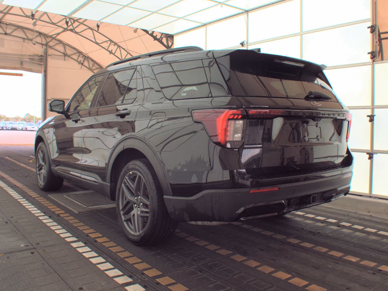 2025 Ford Explorer ST-Line AWD