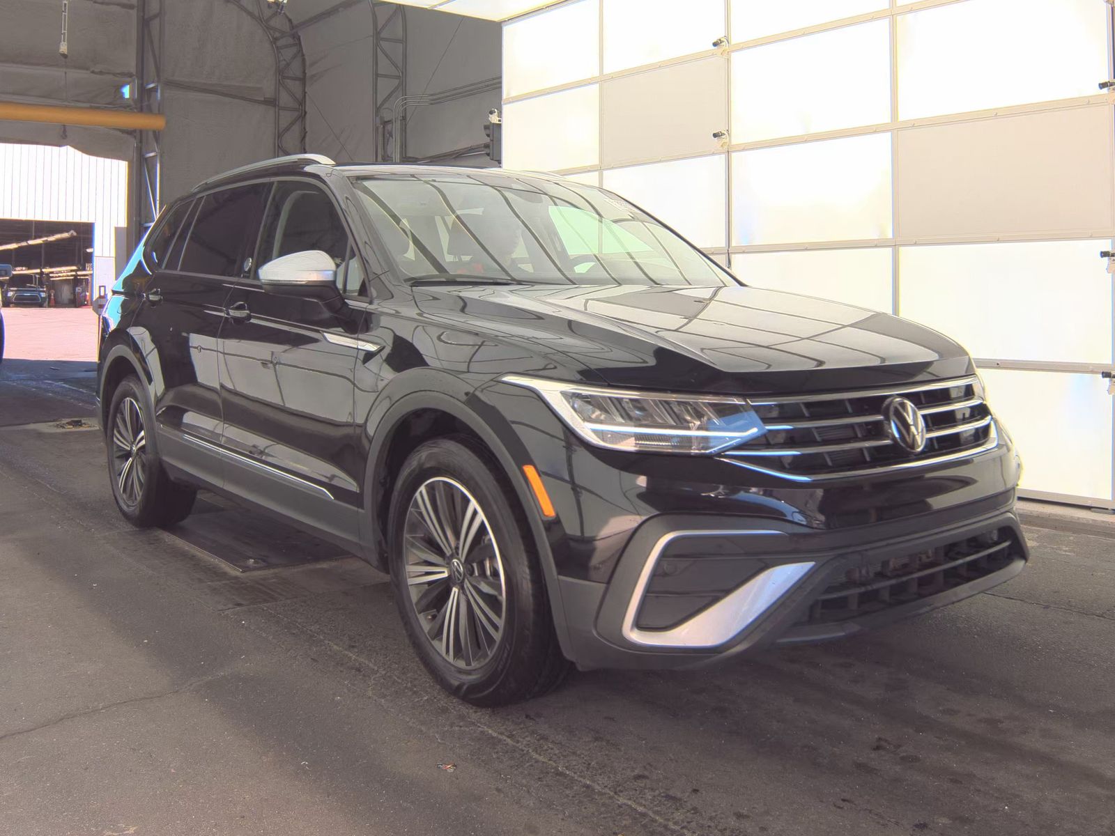 2024 Volkswagen Tiguan 2.0T Wolfsburg Edition FWD