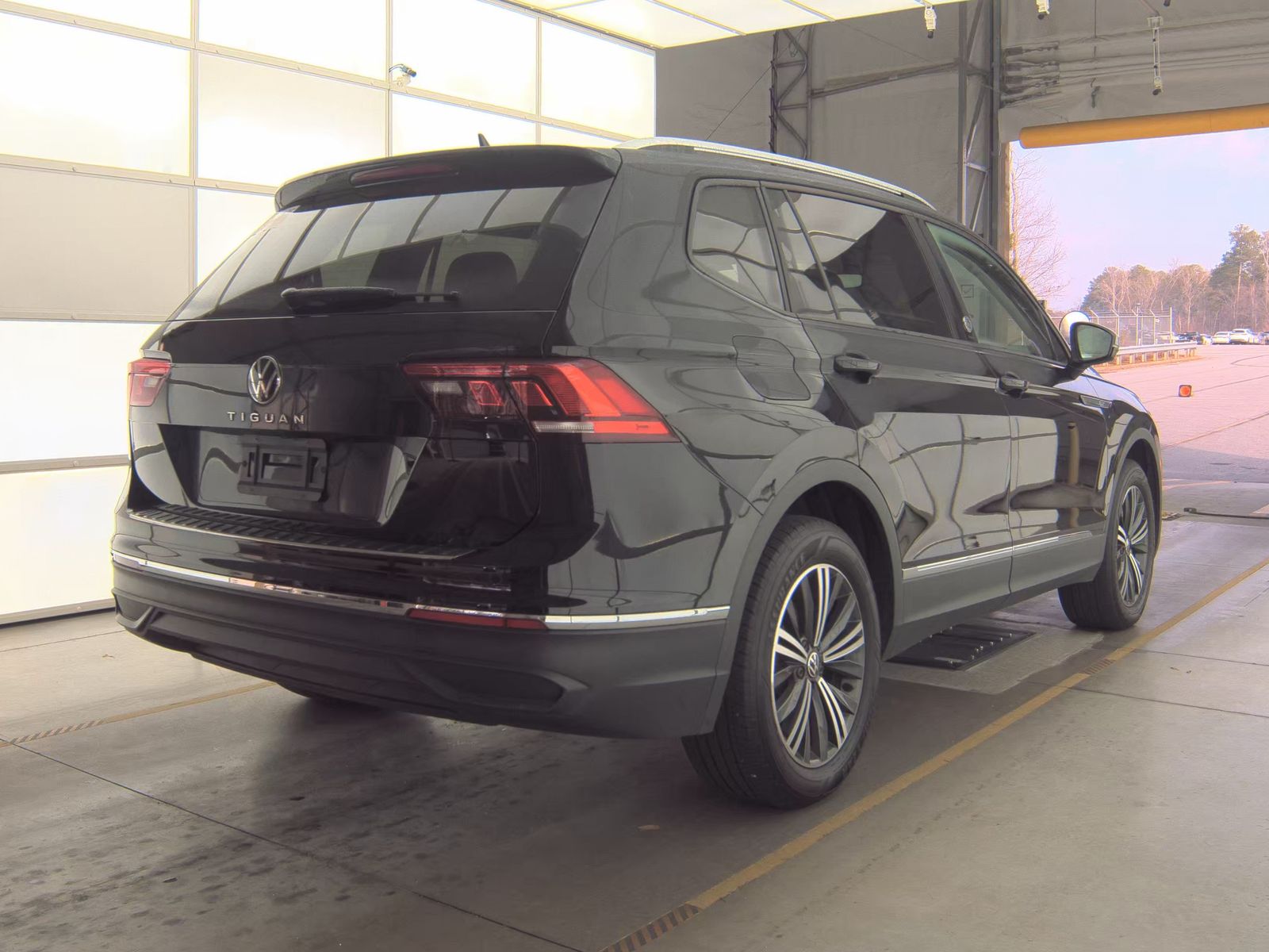 2024 Volkswagen Tiguan 2.0T Wolfsburg Edition FWD