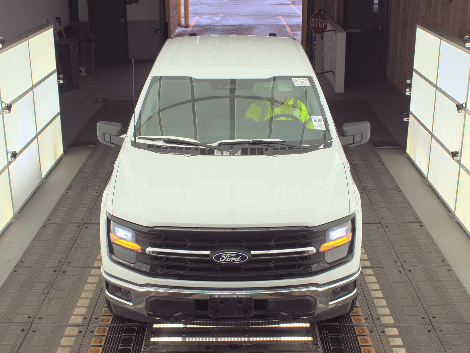 2025 Ford F-150 Hybrid XLT AWD