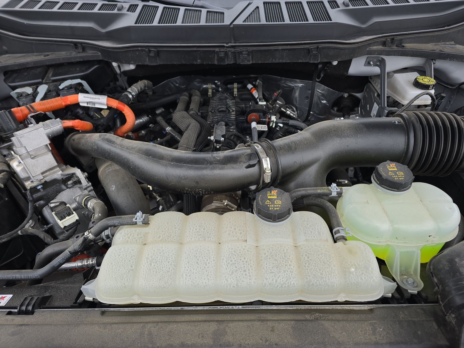 2025 Ford F-150 Hybrid XLT AWD