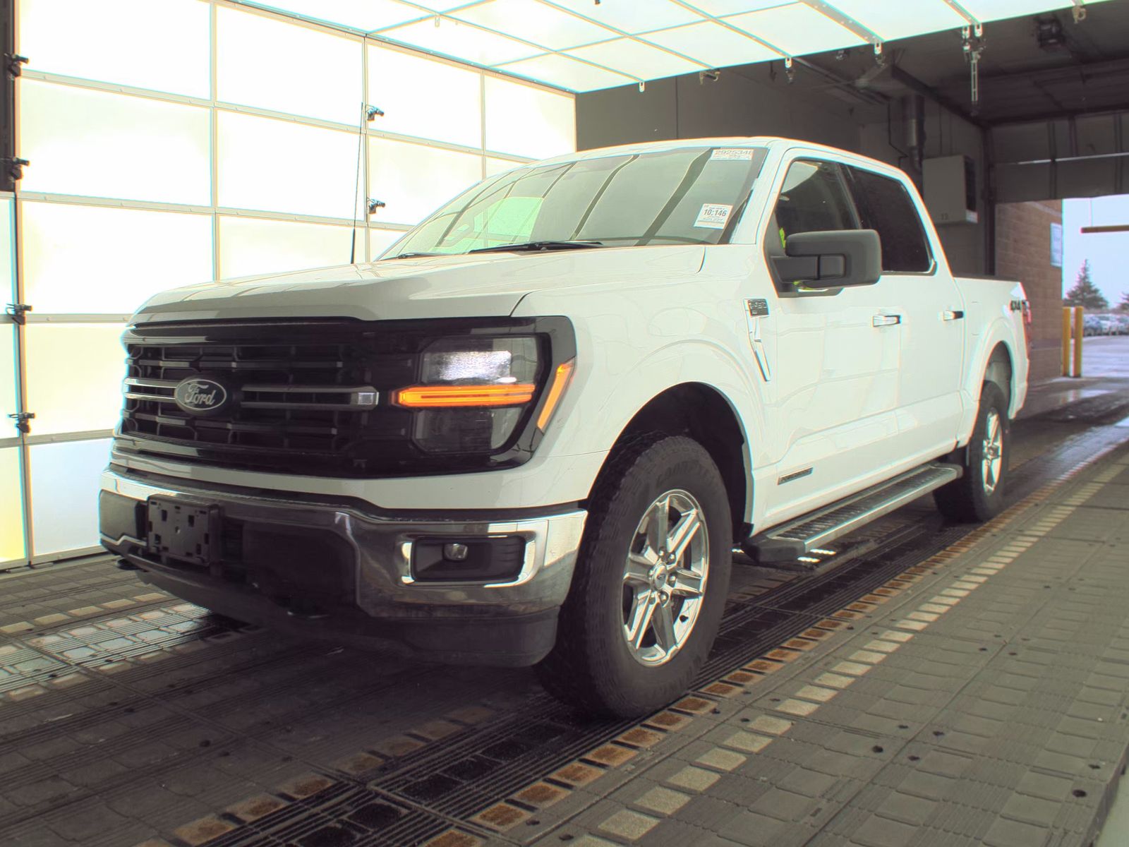 2025 Ford F-150 Hybrid XLT AWD
