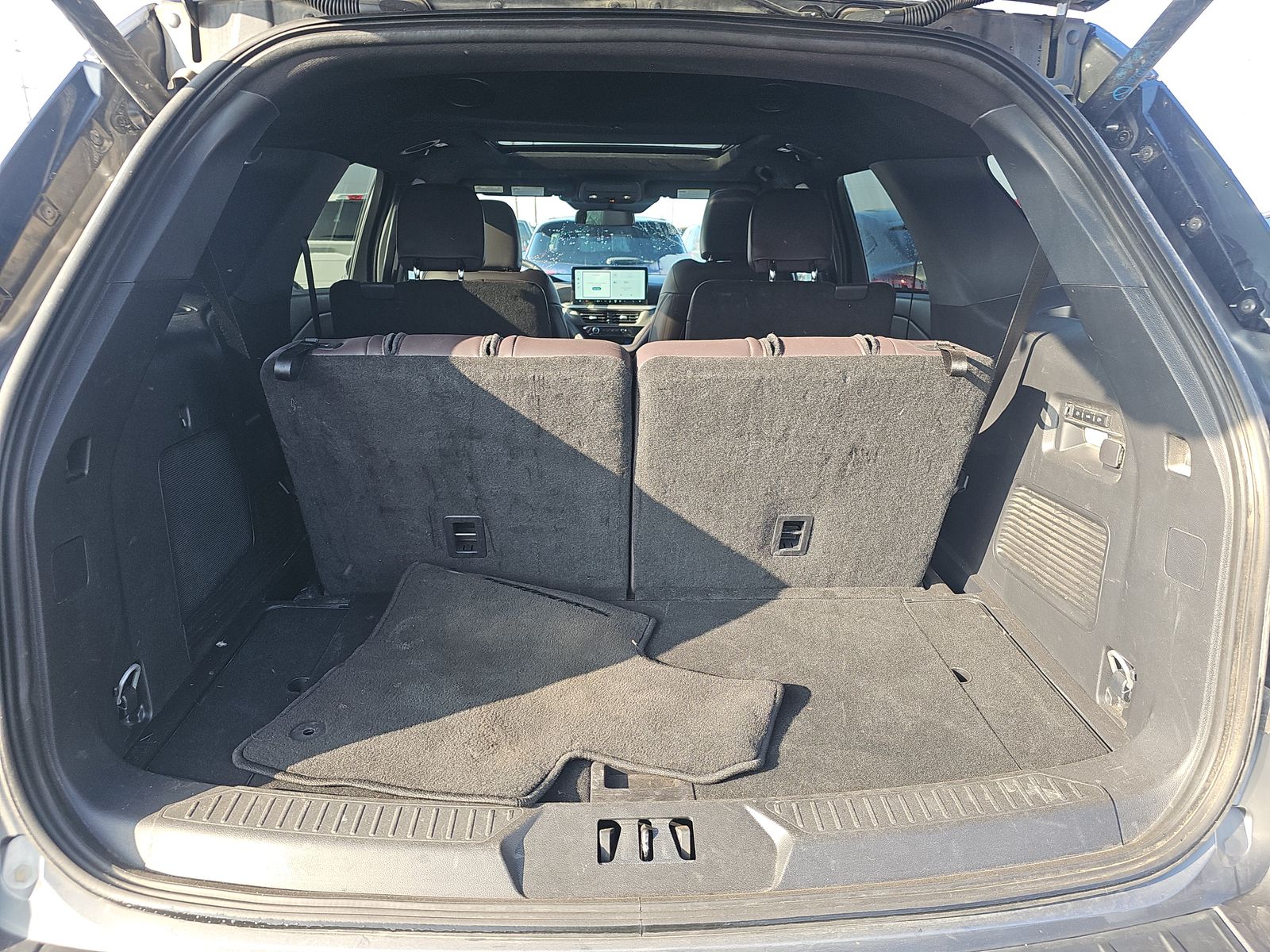 2025 Ford Explorer Platinum AWD