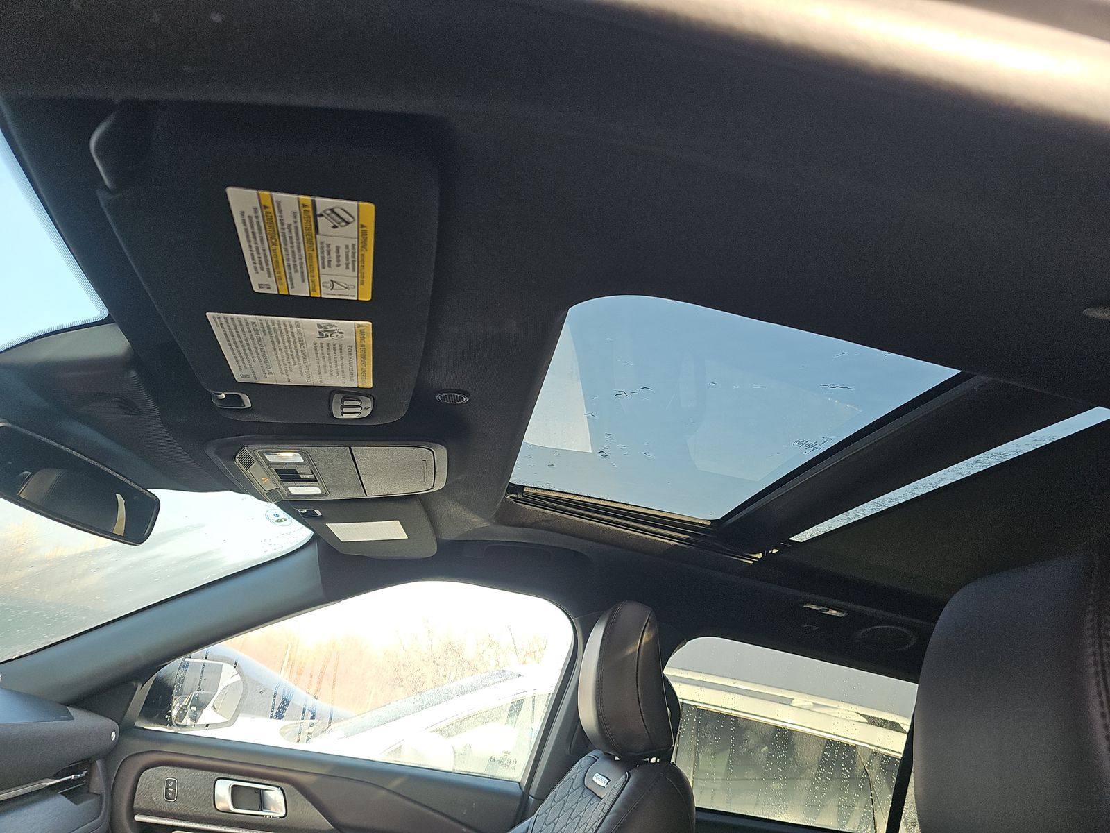 2025 Ford Explorer Platinum AWD